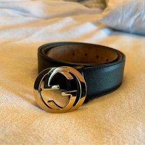 Gucci gold and black belt size 38